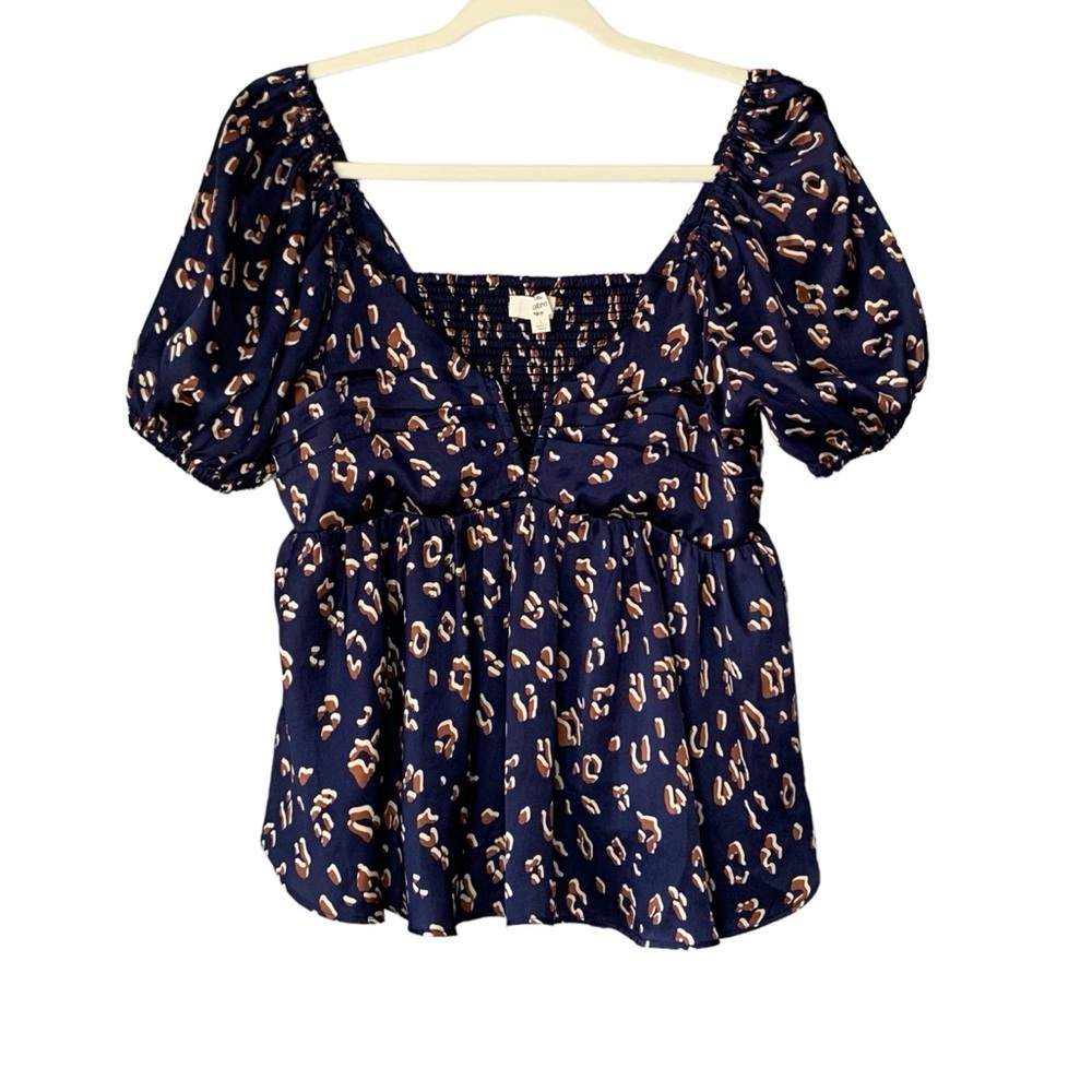 entro Navy Puff-Sleeve Leopard Print Peplum Blouse